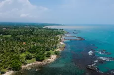 5 Pantai Terkenal di Anyer yang Mirip dengan Bali