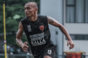 Penampilan Ferdinand Sinaga Saat Latihan Bareng Skuad PSMS Medan