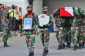 Jenazah TNI Korban KKB di Papua Tiba di Bandara Sultan Hasanuddin
