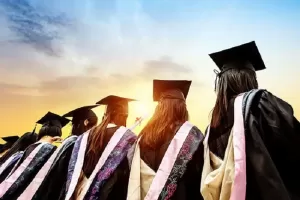 10 Beasiswa Luar Negeri Paling Diminati yang Buka Januari-Februari 2022