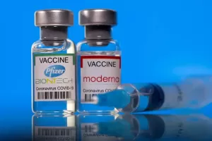 Vaksin Booster Terbukti Efektif Lawan Omicron, Risiko Rawat Inap Berkurang 90%