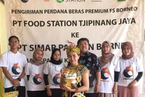 Food Station Tjipinang Jaya Kirim 21,5 Ton Beras FS-Borneofood ke Kalimantan