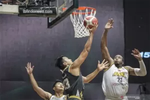 2 Tahun Absen, Kaleb Ramot Kembali Perkuat Timnas Basket Indonesia