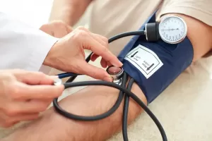 6 Gejala Tekanan Darah Tinggi Serius, Salah Satunya Kebingungan