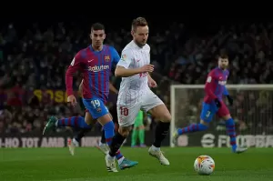 Liga Spanyol 2021/2022: Barcelona vs Sevilla Buntu di Babak Pertama