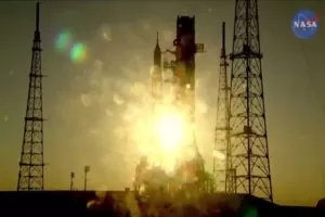Katup Vetilasi Macet, NASA Hentikan Pengisian Bahan Bakar Roket Raksasa Artemis 1