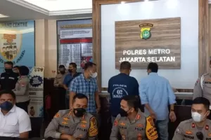 Perampokan Mirip Film Money Heist, Polisi Bakal Periksa Bank di Jaksel