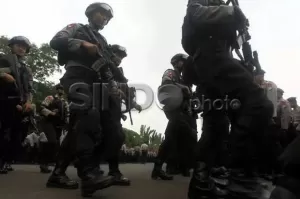 Antisipasi Pelajar Tangerang Ikut Demo Mahasiswa, Polisi Jaga Pintu Masuk Jakarta
