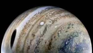 Misi Juno Ungkap Jupiter Sering Gerhana Matahari, Begini Penampakan Bayangan Ganymede