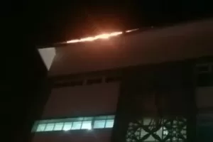 Kobaran Api di Atap Gedung RSUD Leuwiliang Berhasil Dipadamkan