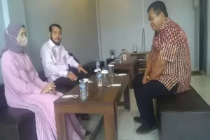 Adik Jokowi dan Ketua MK Temui Kades Sukamaju Bogor, Ada Apa?