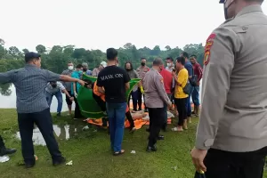 Polisi Ciduk 2 Pelaku Pembunuhan Mayat dalam Karung di Danau Tangerang