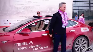 Pria Jerman Siksa Tesla Model S hingga Tempuh Jarak Nyaris 2 Juta Kilometer