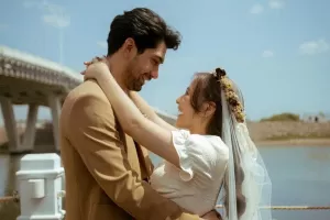 Rilis Lagu Dear Love, Prilly Latuconsina Mesra dengan Reza Rahadian di Video Musik