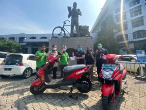 Pos Indonesia Siap Ganti Armada Operasional dengan Motor Listrik