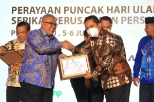 Dapat Penghargaan Pemimpin Terpopuler, Arief Wismansyah: Saya Tidak Berniat Mencari Popularitas