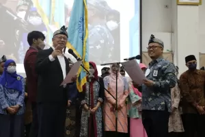 Rektor Telkom University Dilantik Menjadi Ketua APTIKOM Jawa Barat