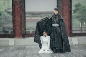 6 Drama Korea dengan Adegan Hujan-Hujanan Paling Romantis tanpa Ciuman