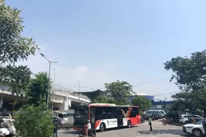 Jelang Grand Launching JIS, Arus Kendaraan Masuk Stadion Ramai Lancar