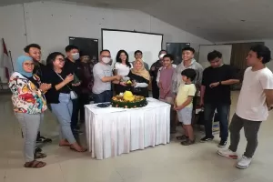Tayang Perdana, Sinetron Misteri Sandekala MNCTV Gelar Syukuran