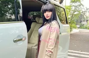 Dinar Candy Pamer Outfit Serba Tertutup, Netizen: Tambah Cantik