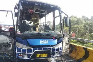 Bus MGI Pelabuhan Ratu-Bogor Terbakar, Sopir dan Kernet Selamat
