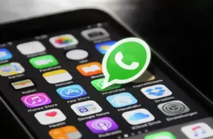 Resmi, Pengguna WhatsApp Kini Bisa Tinggalkan Grup Diam-diam