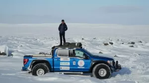 Mau Keliling Dunia, Mobil Ini Malah Tenggelam di Samudra Arktik