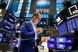 Wall Street Ditutup Melemah Pascalibur Hari Buruh AS dan Musim Panas