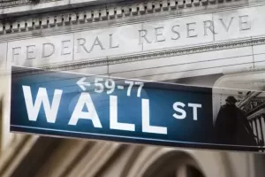 Wall Street Babak Belur Jelang Pidato Gubernur The Fed