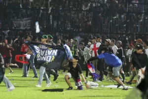 Tragedi Kanjuruhan Tewaskan 153 Suporter, Netizen: PSSI, Bekukan Liga 1 Selama 5 Tahun!