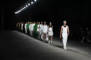 Onitsuka Tiger Tampilkan Koleksi Musim Semi dan Panas 2023 di Milan Fashion Week