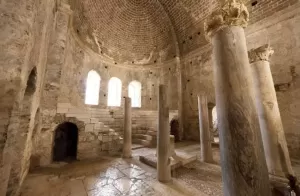 Arkeolog Temukan Lokasi Makam Santo Nikolas di Antalya Turki