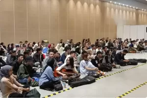 Hari Ke-2 Audisi Indonesian Idol di Bandung, Peserta Membeludak