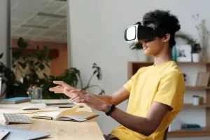 Masuk Pasar Asia, mLight Kenalkan VR Showroom Pertama di Industri Pencahayaan
