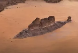 Gunung Mirip Ikan Purba Megalodon Ditemukan di Arab Saudi