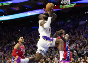 Hasil NBA, Sabtu (10/12/2022): Bucks Menang Dramatis, Lakers Tumbang Lewat Overtime