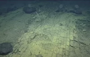 Ilmuwan Temukan Pondasi Jalan ke Atlantis di Dasar Laut