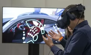 Honda Kembangkan Mobil Listrik dengan Teknologi VR