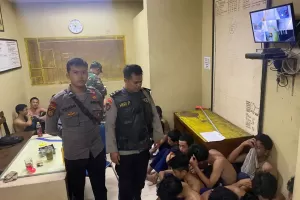 Ditangkap Polisi di Jakpus, 31 Remaja Bersenjata Tajam Ngaku Lagi Reuni