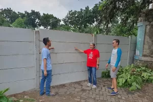 Pilu Warga Cicentang Serpong, Akses Jalan Ditutup Tembok Beton