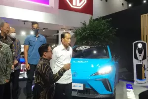 Insentif Kendaraan Listrik Masih Dihitung, Jokowi: Didahulukan untuk Motor