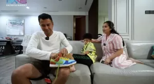 Raffi Ahmad Ulang Tahun Dapat Hadiah Sepatu dari Rafathar, Nagita Slavina: Ini Nggak Ada yang Punya
