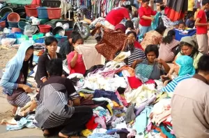 Rugikan Negara Rp4,2 Miliar per Tahun, Larangan Baju Bekas Impor Perlu Aturan Tegas