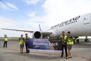 Rute Penerbangan Selandia Baru-Indonesia Resmi Dibuka, Sandiaga Targetkan 150 Ribu Kunjungan Wisatawan