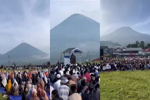 Viral! Warga di Wonosobo Sholat Idul Fitri dengan Pemandangan Gunung Sindoro, Indah Banget