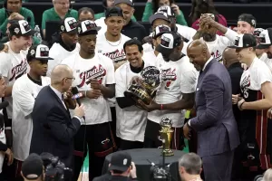 Hasil Pertandingan NBA: Sikat Boston Celtics, Miami Heat Juara Wilayah Timur
