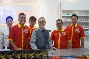 Minimarket Domart Resmi Buka di Malaysia, Jual 100% Produk Indonesia