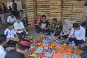Pasar Cibitung Semrawut, Pedagang Merugi karena Pembeli Malas Datang