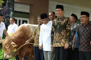 Libur Iduladha Jadi 3 Hari, Jokowi: Dorong Ekonomi dan Pariwisata Lokal